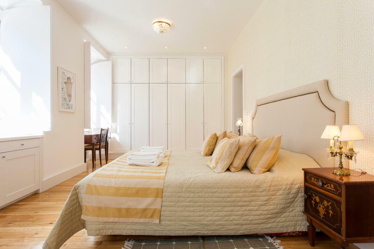 Chiado 4-Bedroom Flat Лісабон Екстер'єр фото