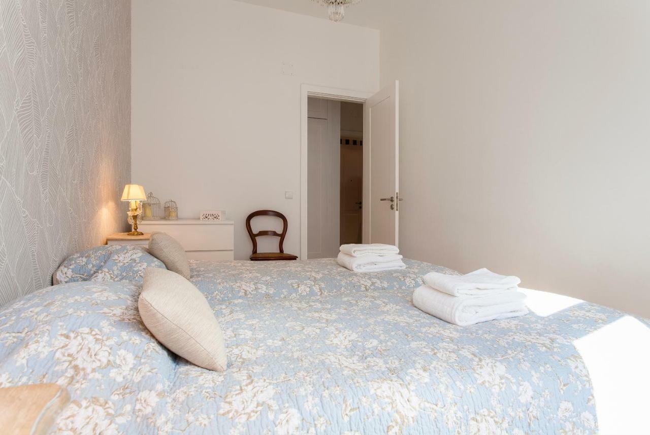 Chiado 4-Bedroom Flat Лісабон Екстер'єр фото