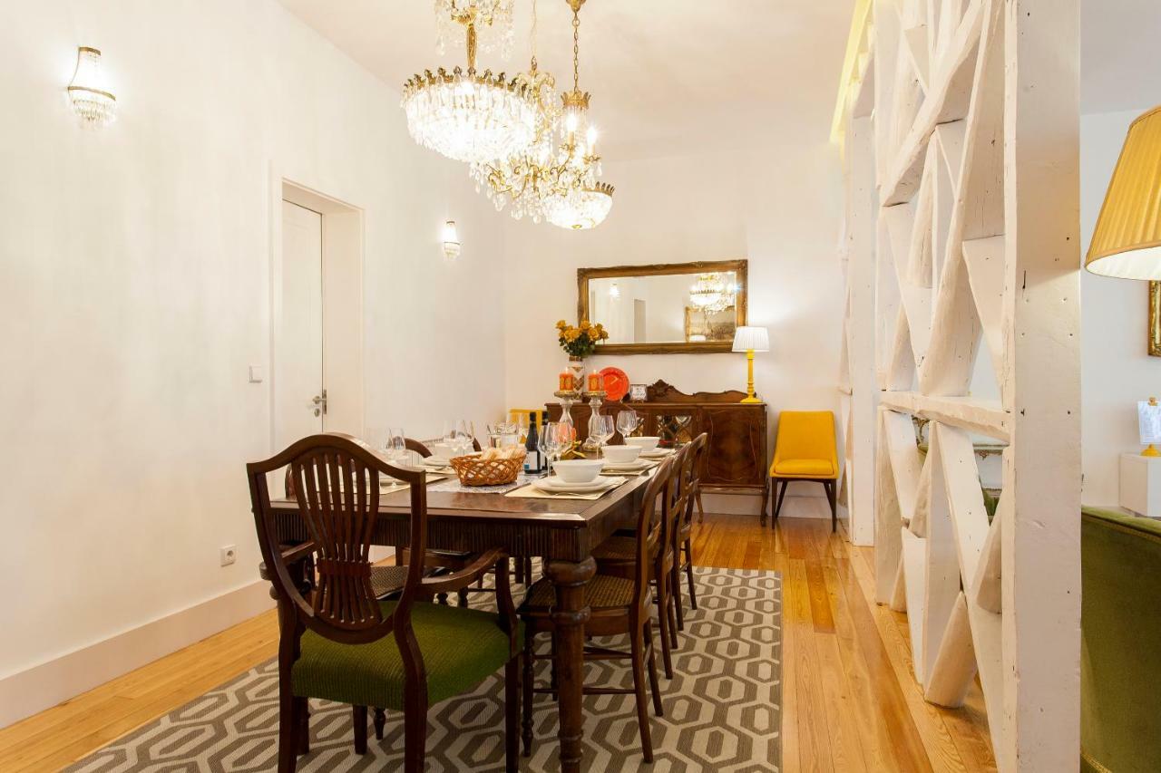 Chiado 4-Bedroom Flat Лісабон Екстер'єр фото